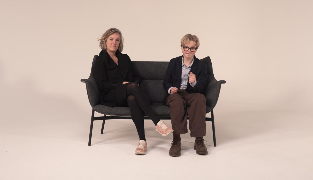 Medierådets forperson, Miriam Michaelsen, og børneværten Sigurd.